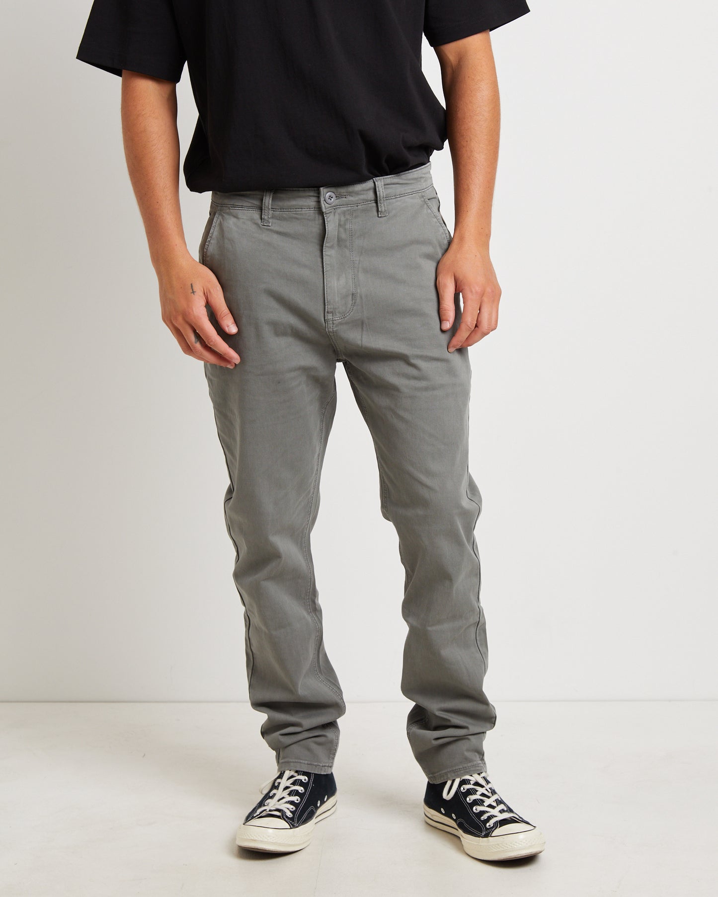 Preston Chino Pants in Mid Grey