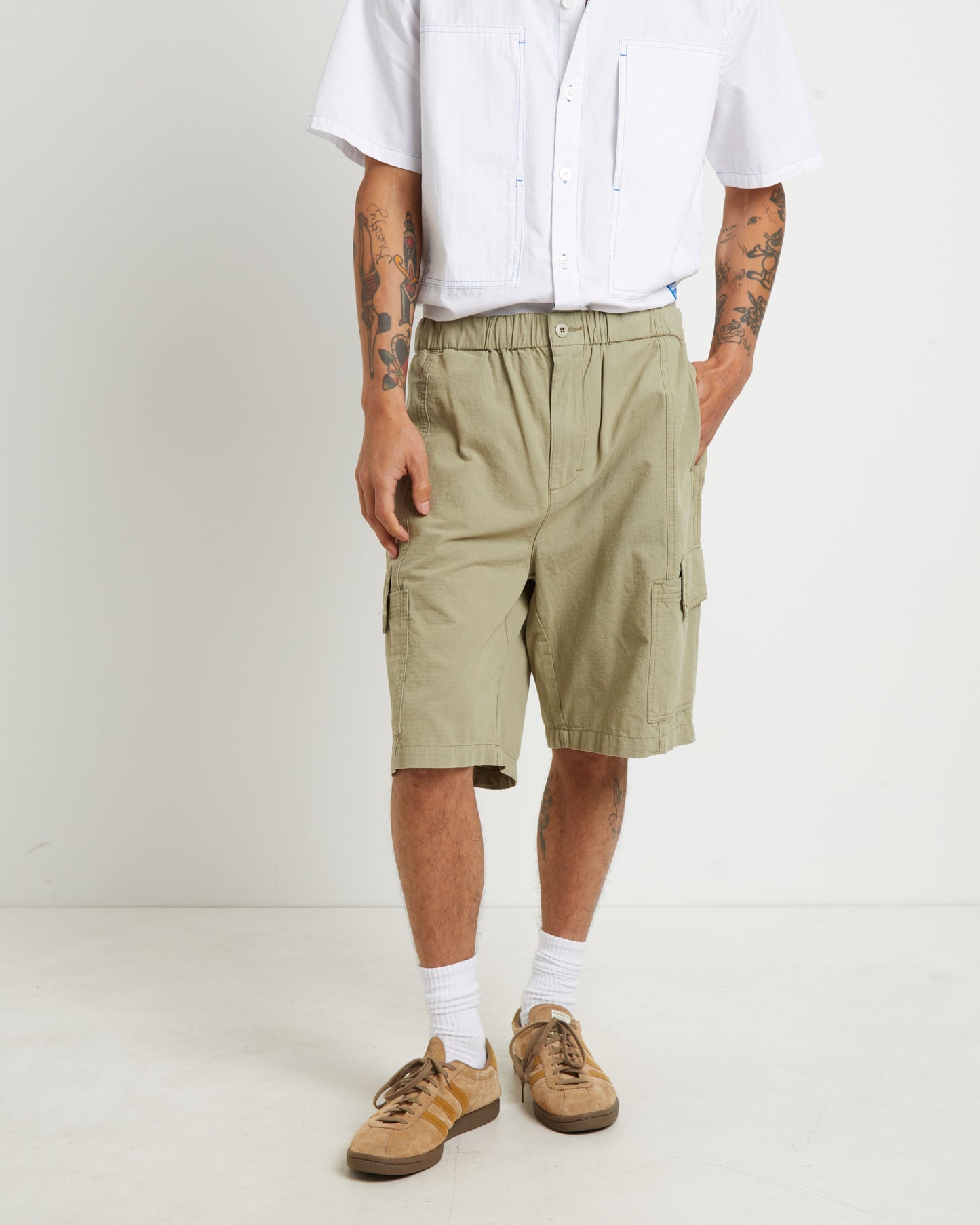 Cargo Shorts in Sage
