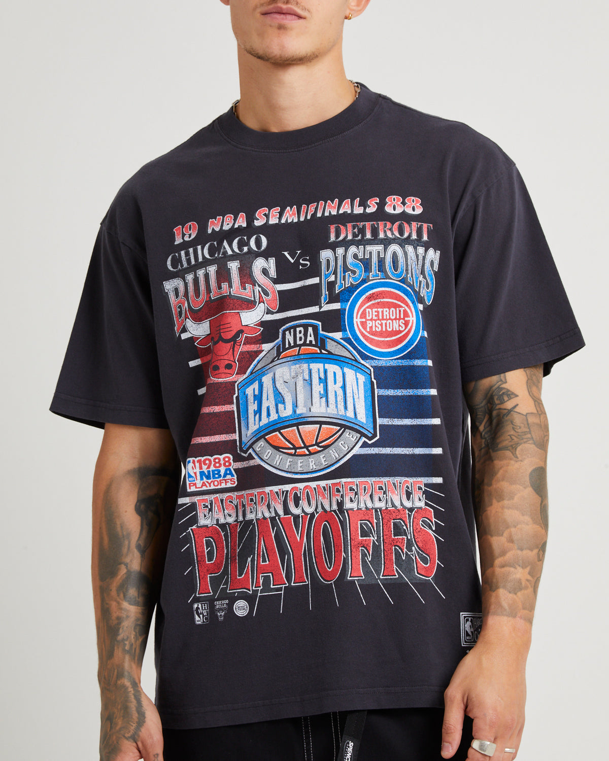 1988 Playoffs Bulls vs Pistons Short Sleeve T-Shirt BLACK
