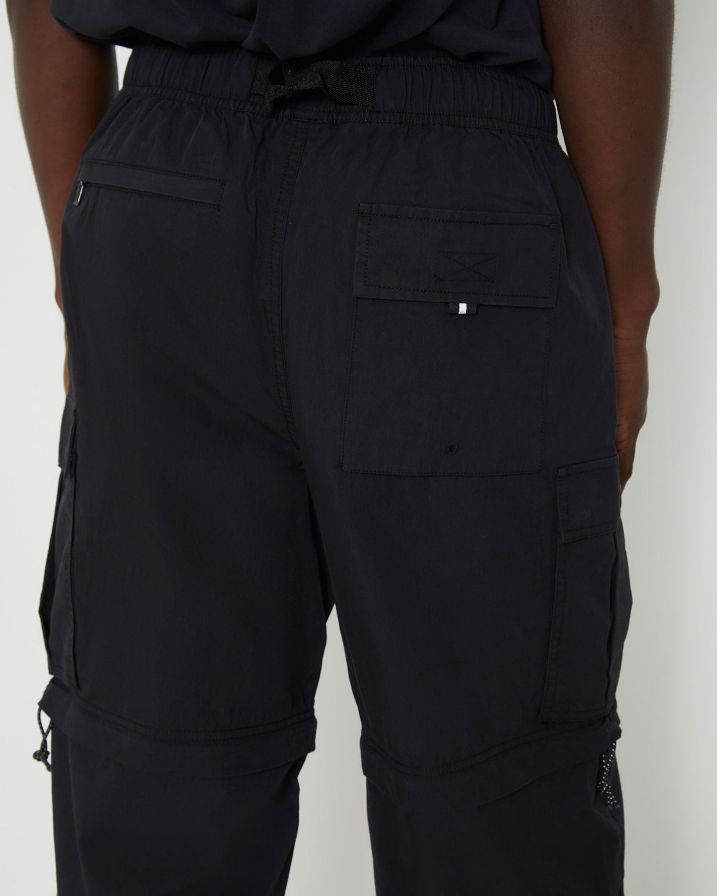 Hiker Pants in Black