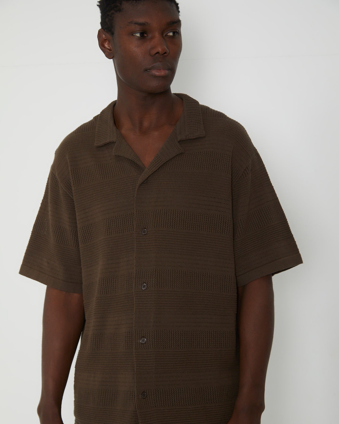 Knitted Resort Short Sleeve Shirt in Brown