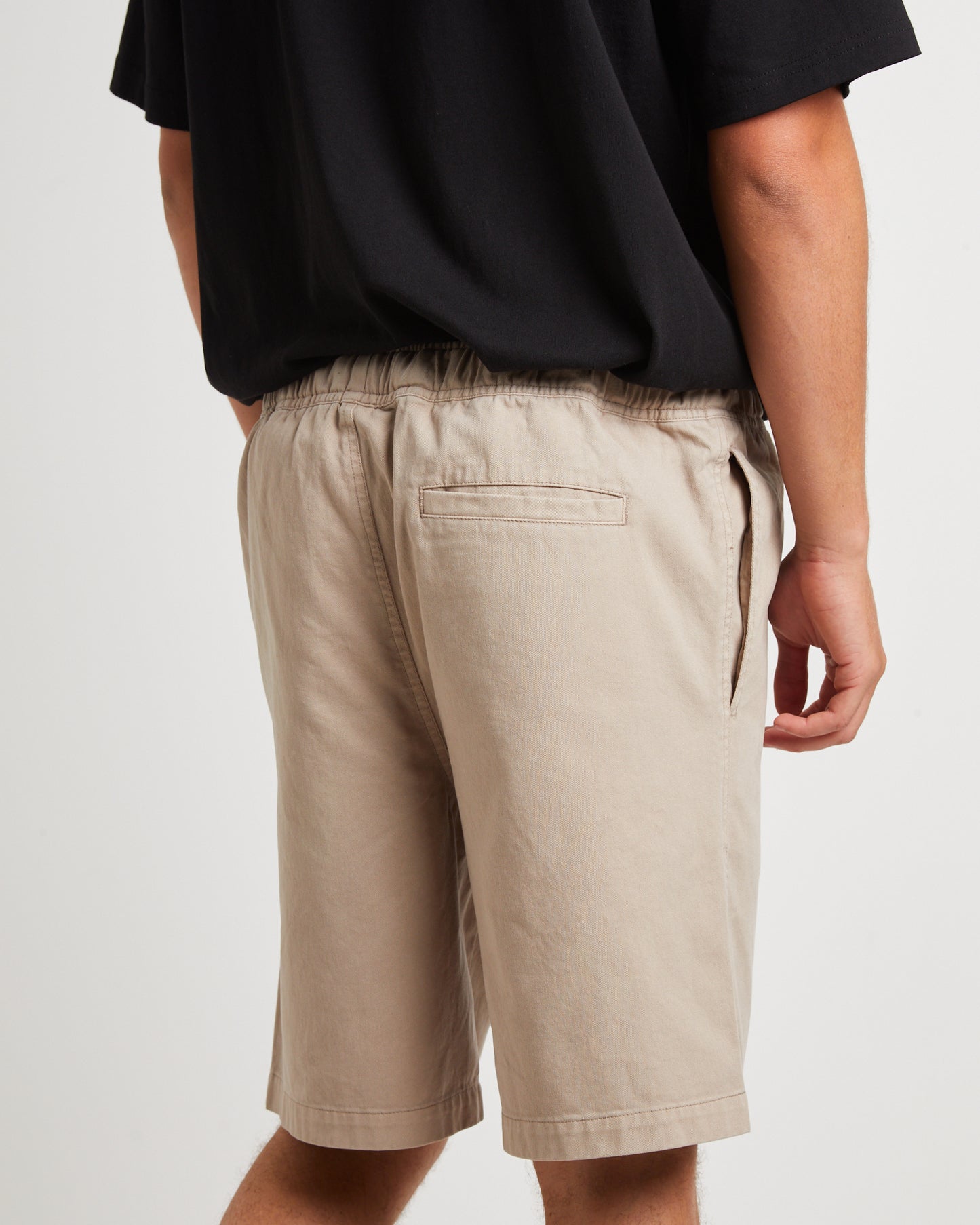 Gunner Hiker Shorts in Sand