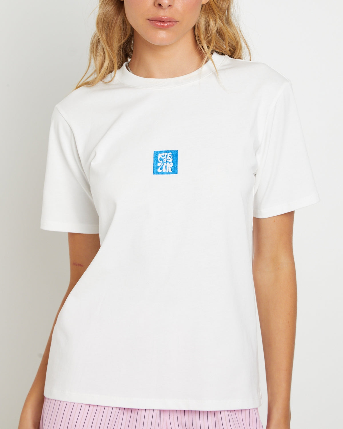 Fleur Short Sleeve T-Shirt in White White