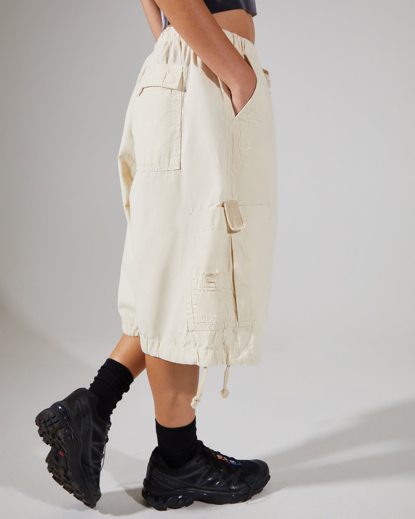 Parachute Cargo Shorts Ecru