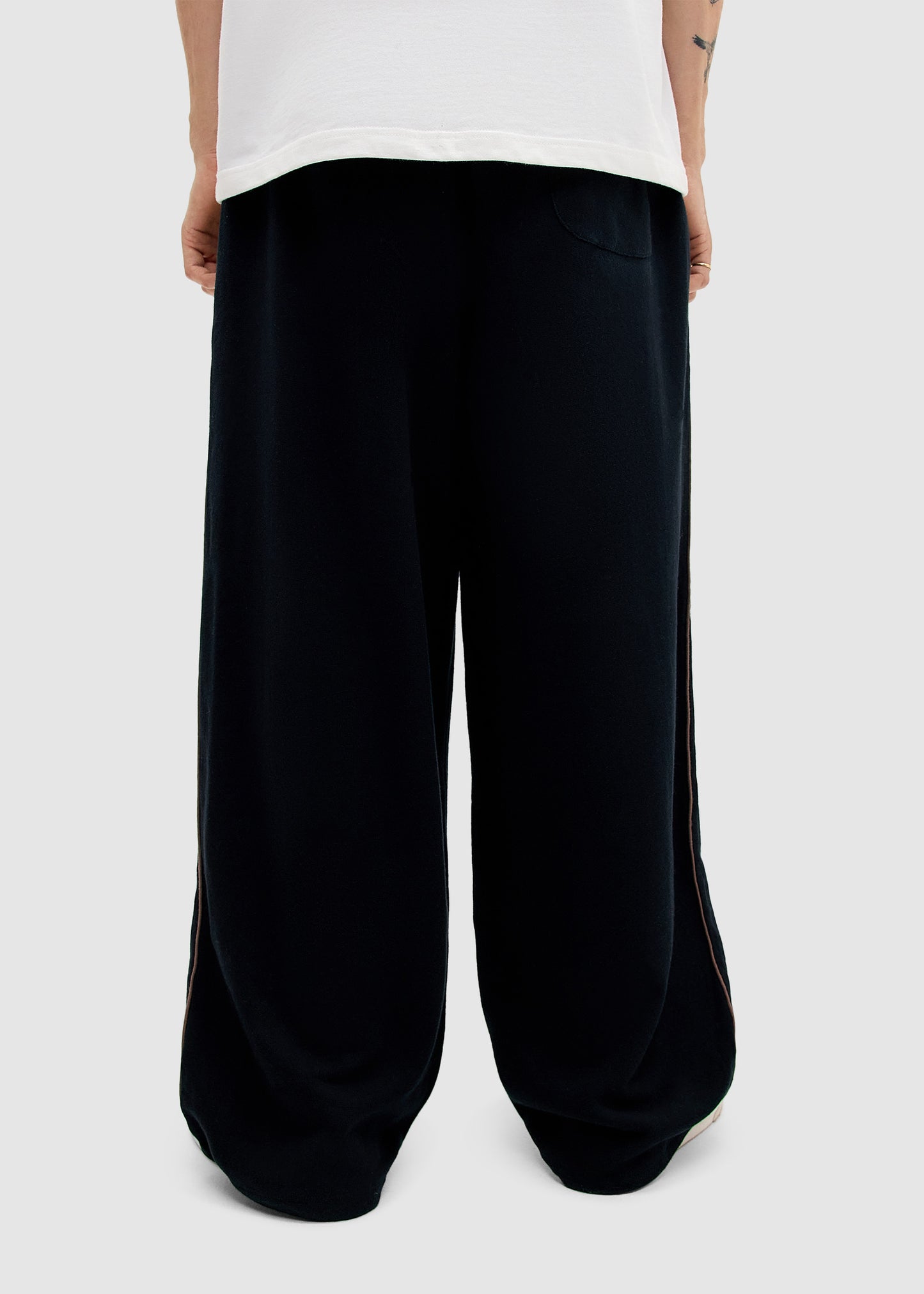 Harri Wide Leg Jogger Pants